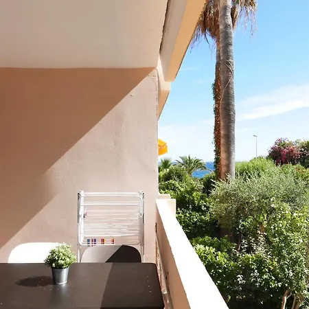Azur - 2 Chambres, Balcon, Bord De Mer, Wifi, Climatise Et Parking Prive Appartement